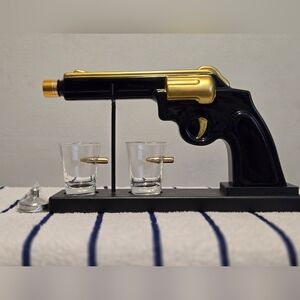 Decanter Set By JC Suites. Brand New In Box.